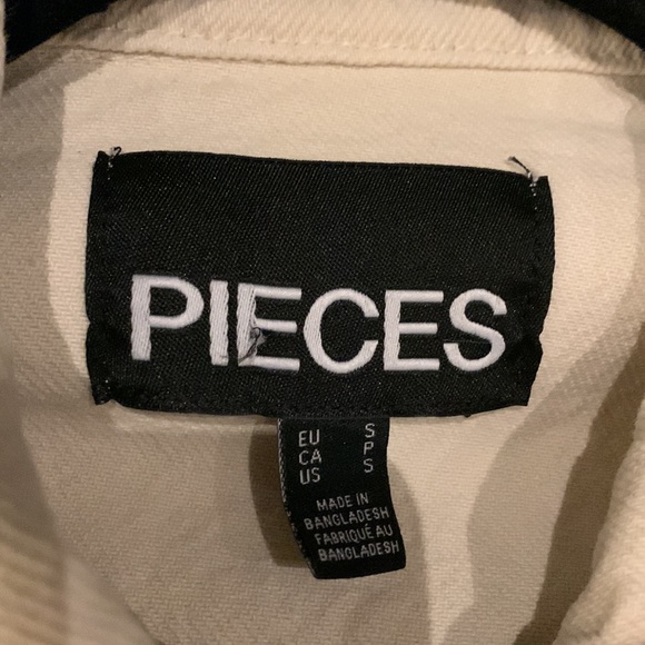 Denim jacket - Picture 4 of 4